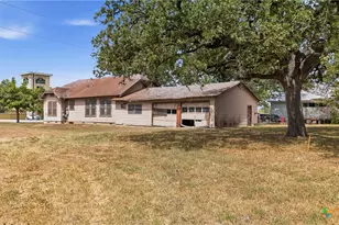 1602 Water (Us Hwy 183 Bypass) St, Gonzales, TX 78629 - Photo 9