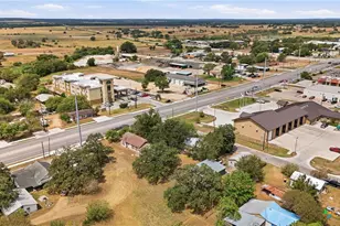 1602 Water (Us Hwy 183 Bypass) St, Gonzales, TX 78629 - Photo 15