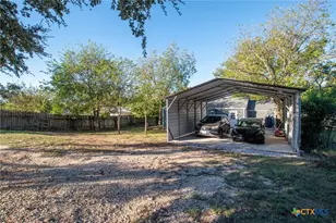 605 S Summer St, Lampasas, TX 76550 - Photo 25