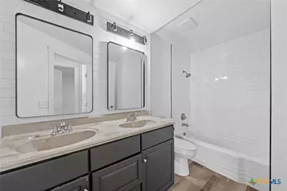 1524 E Avenue B, Temple, TX 76501 - Photo 17