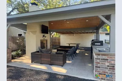 213 W Broadway Street, Cuero, TX 77954 - Photo 17