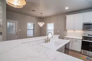 526 Blue Heron Ln, Mcqueeney, TX 78123 - Photo 15