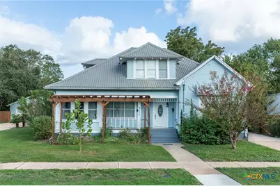 717 Saint Lawrence Street, Gonzales, TX 78629 - Photo 1