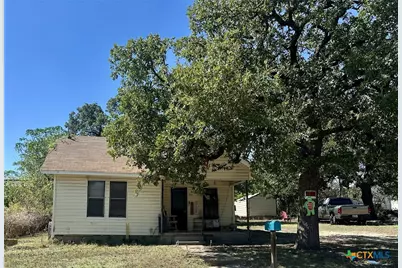 402 Live Oak Street, Gatesville, TX 76528 - Photo 1