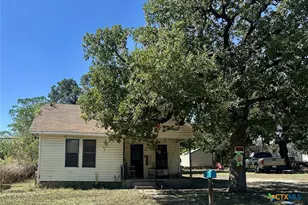 402 Live Oak St, Gatesville, TX 76528 - Photo 1