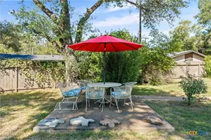 905 E 12th St, Cameron, TX 76520 - Photo 33