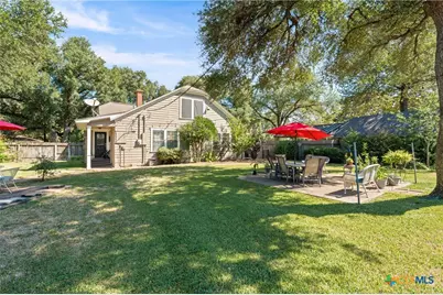 905 E 12th Street, Cameron, TX 76520 - Photo 35