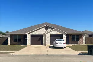 1401 Loyal Ln, Killeen, TX 76549 - Photo 1