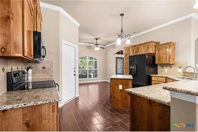 4930 Sean Patrick Glen, Temple, TX 76502 - Photo 13