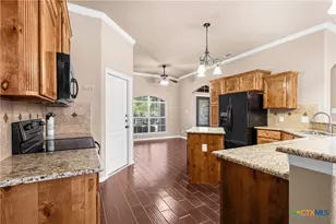 4930 Sean Patrick Glen, Temple, TX 76502 - Photo 13
