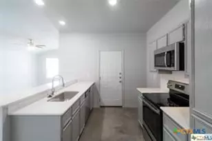 316 Lowes Blvd, Killeen, TX 76542 - Photo 3