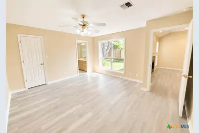 206 Belmoor Lane, Victoria, TX 77904 - Photo 13