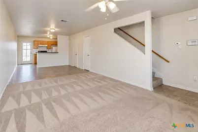 102 E Robin Lane #B, Harker Heights, TX 76548 - Photo 3