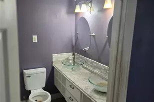 2001 E Forrest St, Victoria, TX 77901 - Photo 9