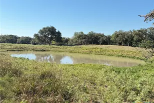 1665 Garrett Rd, Yoakum, TX 77995 - Photo 19