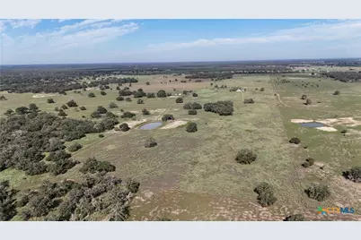 1665 Garrett Road, Yoakum, TX 77995 - Photo 25