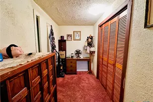 735 San Antonio Ave, Seguin, TX 78155 - Photo 13