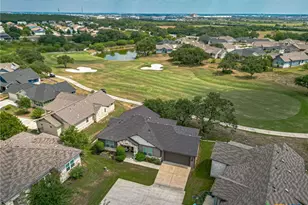 318 Dancing Oak Ln, San Marcos, TX 78666 - Photo 3