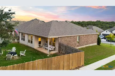 1539 Balcones Fault, New Braunfels, TX 78132 - Photo 7
