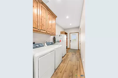 306 Cr 430 Road, Hallettsville, TX 77964 - Photo 21