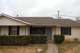 333 Briarwood Dr, New Braunfels, TX 78130 - Photo 1