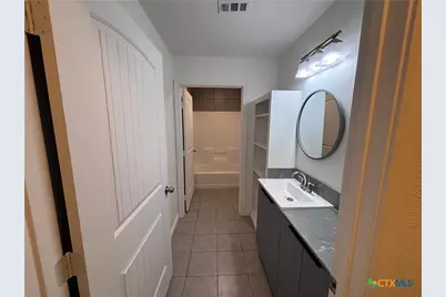 601 S Davis Street, Belton, TX 76513 - Photo 11