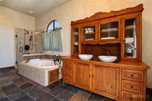 5904 Old Yoakum Rd, Cuero, TX 77954 - Photo 19