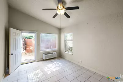 1200 Hinch Drive, New Braunfels, TX 78132 - Photo 11