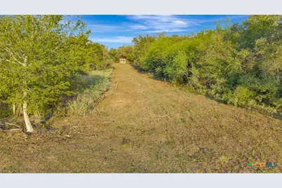 326 Pebble Drive, Victoria, TX 77905 - Photo 9