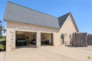 5904 Old Yoakum Rd, Cuero, TX 77954 - Photo 5