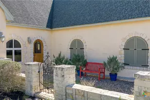 5904 Old Yoakum Rd, Cuero, TX 77954 - Photo 3