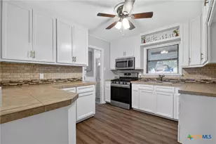 3504 Avondale St, Victoria, TX 77901 - Photo 15