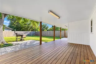 3504 Avondale St, Victoria, TX 77901 - Photo 7