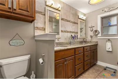 510 Oak Tree Lane, New Braunfels, TX 78130 - Photo 15