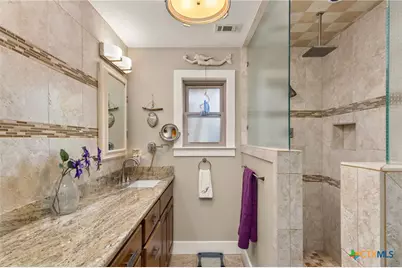 510 Oak Tree Lane, New Braunfels, TX 78130 - Photo 17