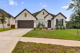 738 Borchers Blvd, New Braunfels, TX 78132 - Photo 3