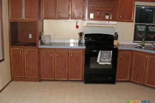 150 Sonnyland Dr, Canyon Lake, TX 78133 - Photo 7