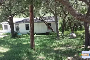 150 Sonnyland Dr, Canyon Lake, TX 78133 - Photo 5