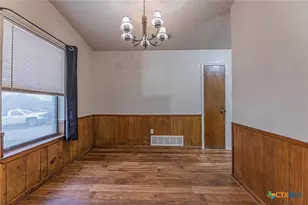 991 Plaza Ct, Harker Heights, TX 76548 - Photo 11