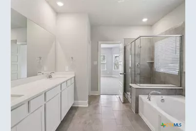 3913 Zinnia Way, Marion, TX 78124 - Photo 11