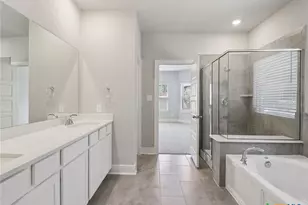 3913 Zinnia Way, Marion, TX 78124 - Photo 11