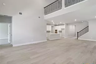 3913 Zinnia Way, Marion, TX 78124 - Photo 3