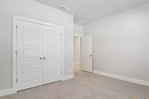 3913 Zinnia Way, Marion, TX 78124 - Photo 7