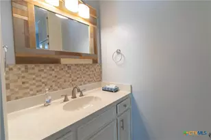 2 N Robin Dr, Morgans Point, TX 76513 - Photo 21