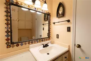 2 N Robin Dr, Morgans Point, TX 76513 - Photo 17