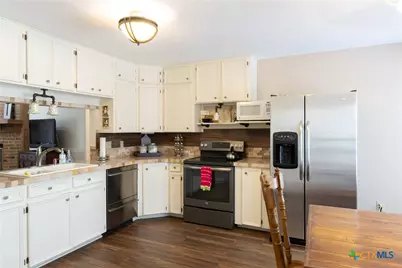 2 N Robin Drive, Morgans Point, TX 76513 - Photo 5