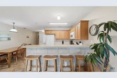 730 E Mather Street #G 202, New Braunfels, TX 78130 - Photo 17
