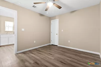 706 N 16th Street #B, Killeen, TX 76541 - Photo 9