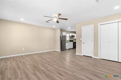 706 N 16th Street #B, Killeen, TX 76541 - Photo 5