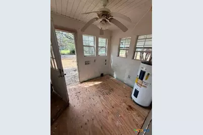 12153 Cr 1336, Sinton, TX 78387 - Photo 17